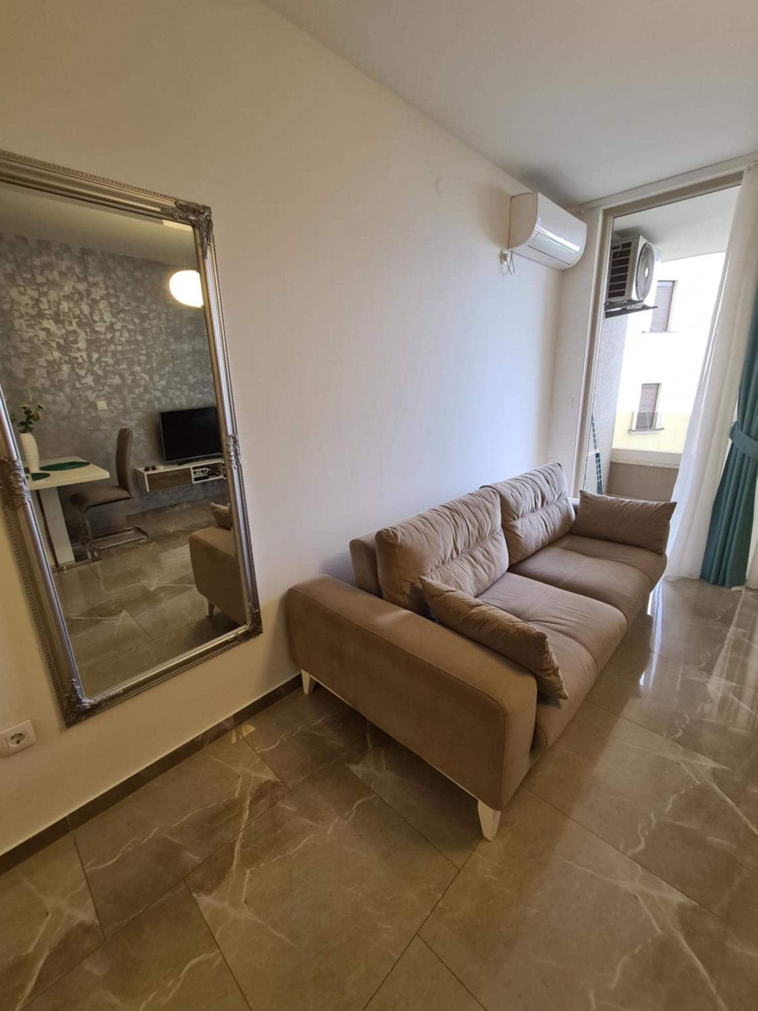 Aura Time Apartments Rafailovici Exterior photo